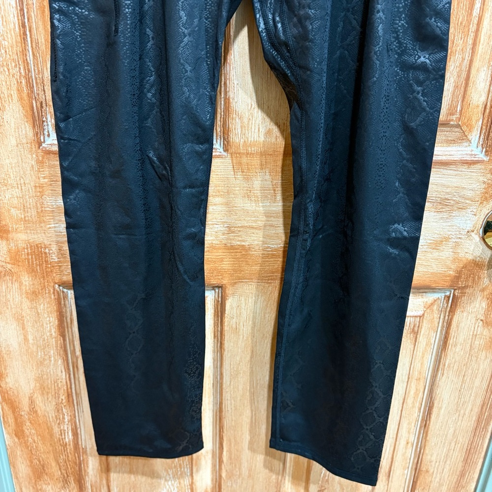 Actively Black 3x Python Snake Print Premium Acti… - image 4